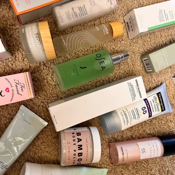 Elemis , dr. Brandt , farmacy , too faced , peri one MD Lot. All unopened - Picture 4 of 9